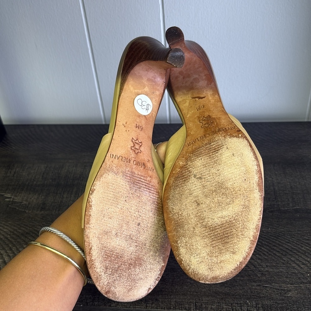 Vintage Antonio Melani Tan Women's Slide Sandals - Picture 6 of 6